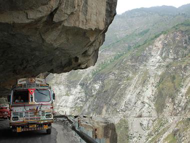 7-те най-опасни маршрута в света