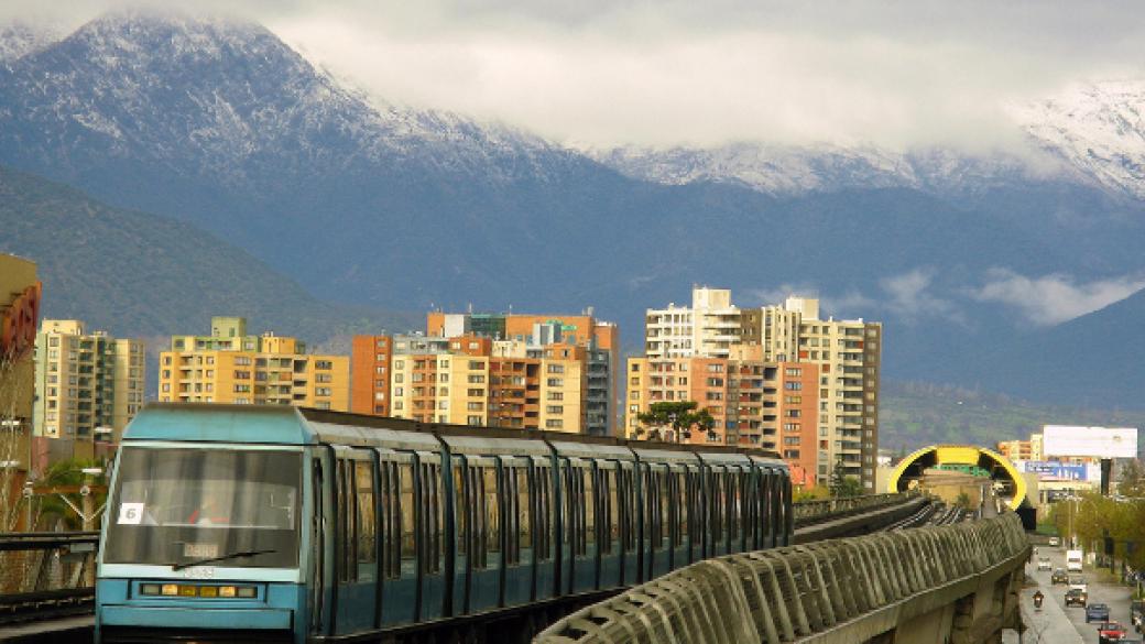 Метрото в Сантяго ще се движи с вятърна и слънчева енергия
