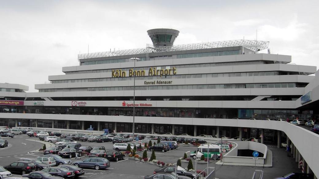 Спряха полетите на летище Кьолн-Бон