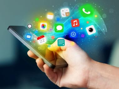 Руските чиновници със забрана да използват чужди приложения