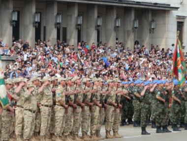Няма да връщат казармата и военния отчет