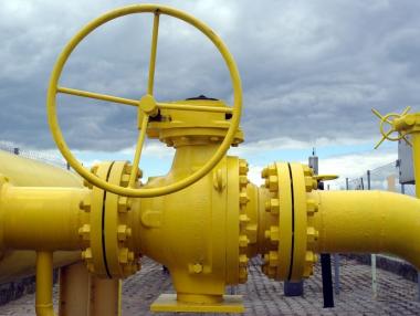 Правим с Румъния резервен газопровод под Дунав