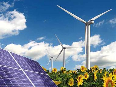 Евтиният петрол не засенчи вятъра и слънцето