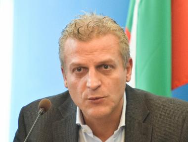 Москов получава по 4100 лв. на месец