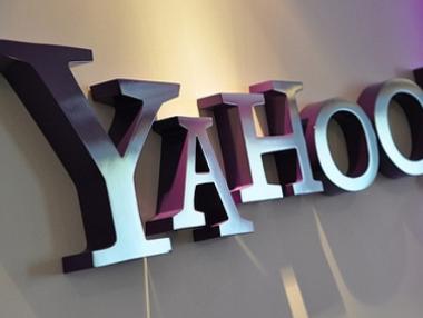 Кой наддава за покупка на Yahoo?