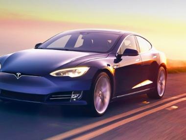 Tesla представи две по-евтини версии на Model S