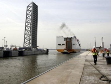 Най-големият шлюз в света вече е факт