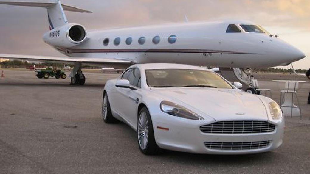 Aston Martin вече предлага луксозни екскурзии и аксесоари