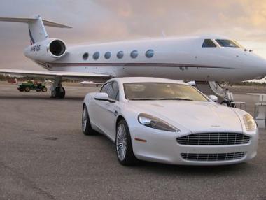 Aston Martin вече предлага луксозни екскурзии и аксесоари