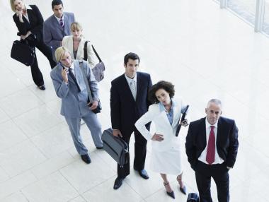 Събирачите на дългове и миньорите сред най-търсените кадри у нас