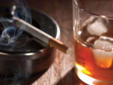 Българите харчат най-много за алкохол, цигари и битови сметки