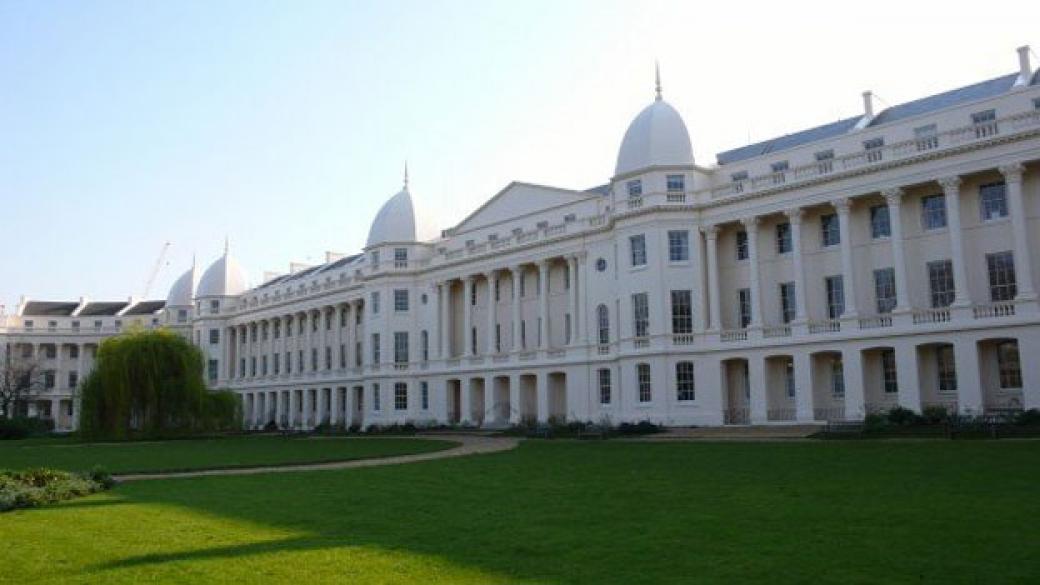 Лондонското бизнес училище привлече $177 млн.