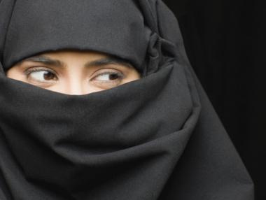 Приеха националната забрана за бурките на първо четене