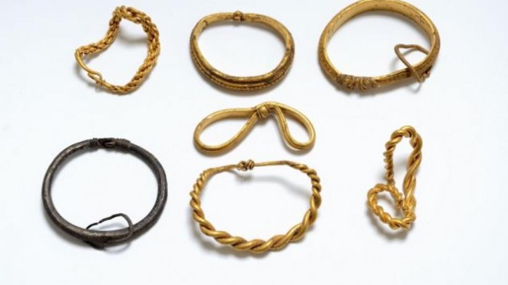 Намериха най-голямото златно съкровище от епохата на викингите