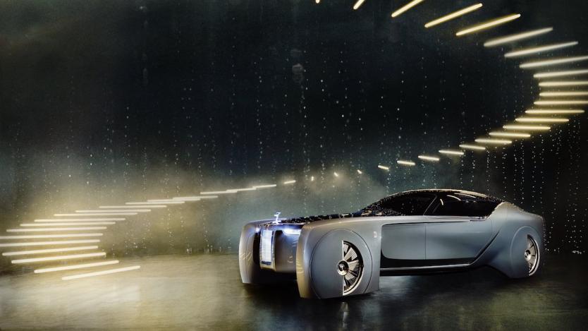 Колата на бъдещето - извънземният Rolls-Royce