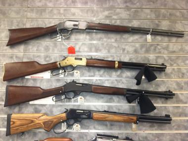 Конфискуват старинни огнестрелни оръжия, ако не са деактивирани