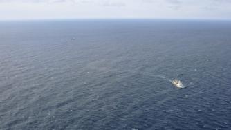 Малайзийски кораб с туристи изчезна