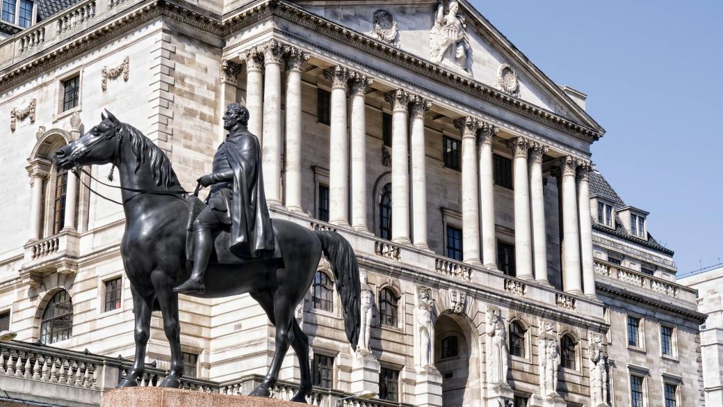 Bank of England харчи 250 млрд. лири заради Brexit