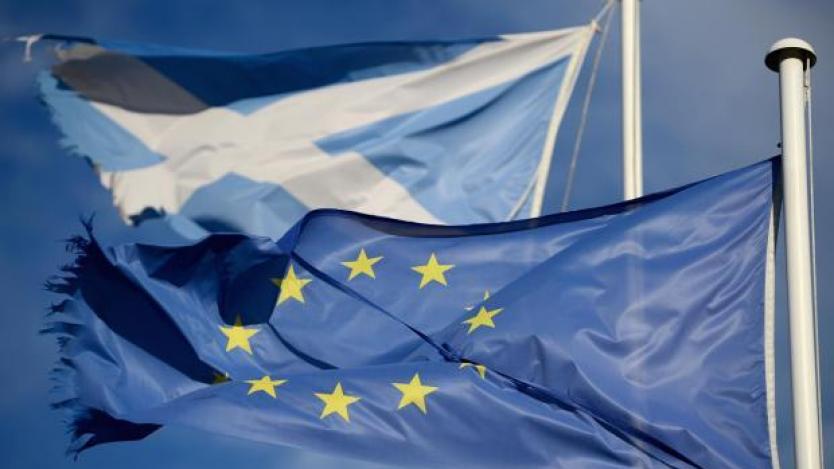 Гибралтар и Шотландия започнаха преговори за оставане в ЕС