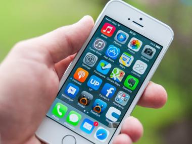 Нова вирусна атака към потребителите на Apple