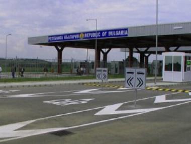 Километрични задръствания на границата с Турция