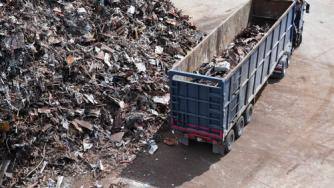 10 години затвор и солени глоби за кражба на метали