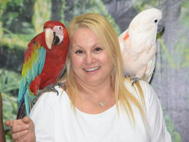 Изложба на папагали от 3 континента отвори в Бургас