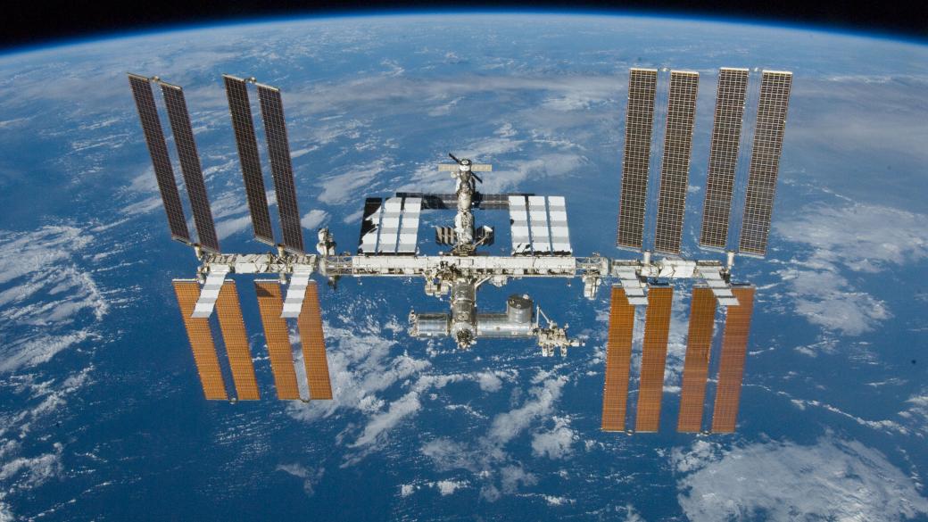 Мултинационален екипаж излетя за Международната космическа станция
