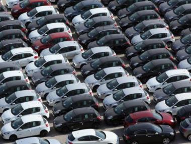 Само една на всеки 10 коли у нас е нова