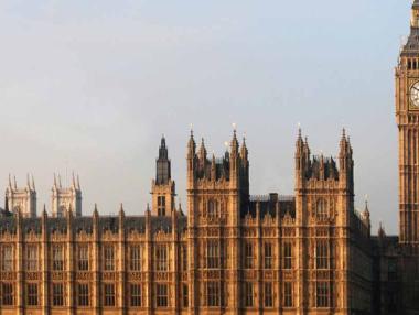 Тревога в сградата на британския парламент