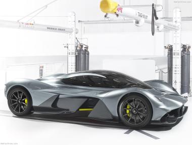 Първи снимки на суперавтомобила на Aston Martin и Red Bull