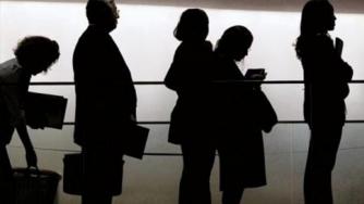 Фирми на политици получават европари за наемане на безработни