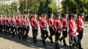 Търсят се гвардейци за служба