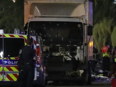 Кървав атентат във Франция