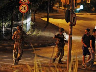 Турската армия обяви, че поема властта в страната