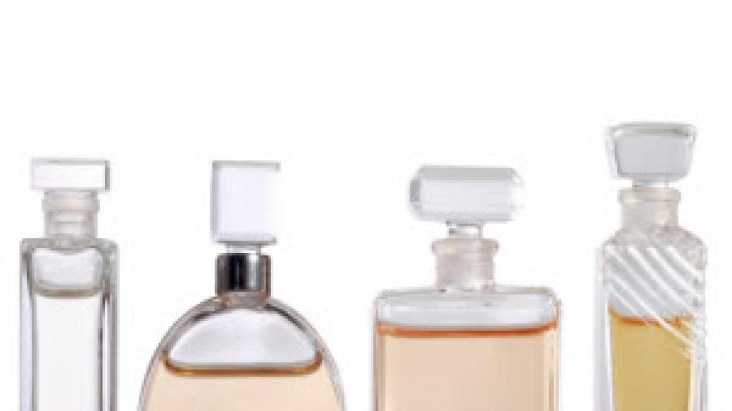 Интернет търговец мамил за намаления на парфюми