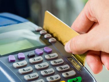 Безопасно ползване на банкови карти на ПОС терминал