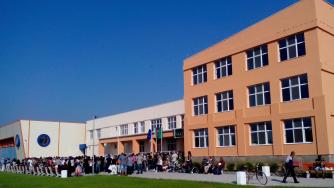 152 училища у нас търсят нови директори