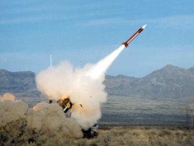 Северна Корея изстреля три нови балистични ракети