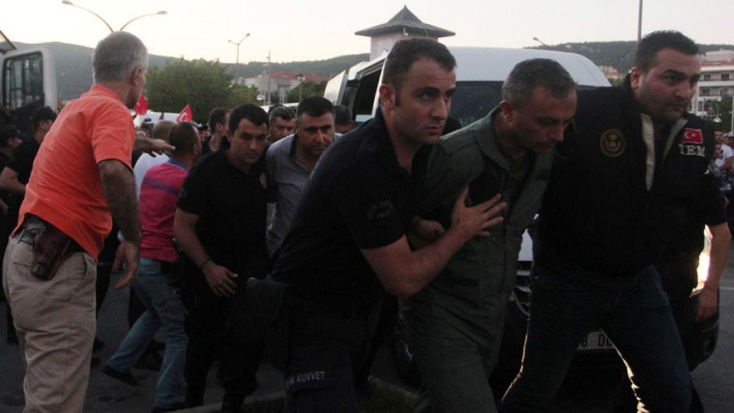 Хванаха организатора на преврата в Турция