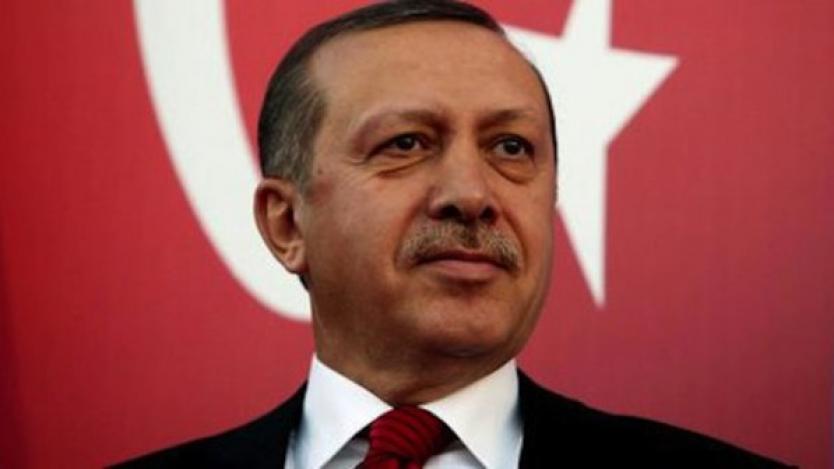 Ердоган призова 68 млн. турци към съпротива с SMS
