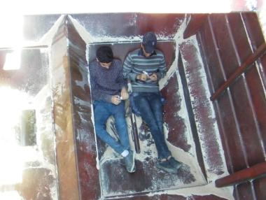 Бежанците се крият в товарни влакове