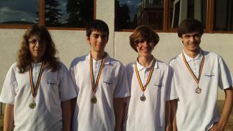 Отборът ни по информатика се връща от олимпиадата с 4 медала