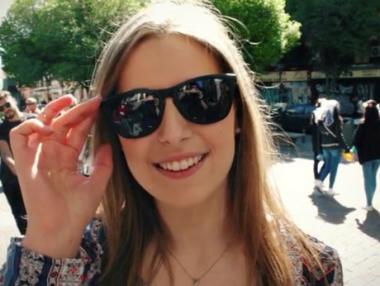 Селфи очила управляват смартфона от 60 метра