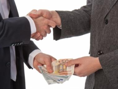 Политиците ни - най-корумпирани