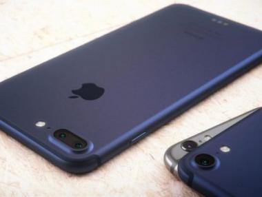 Apple може да не пусне iPhone 7 тази година