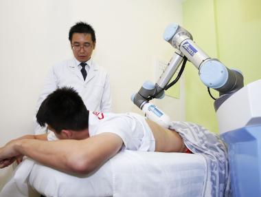 Робот измества масажистите