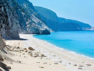 Харчим 1260 лв. за почивка през 2016 г.