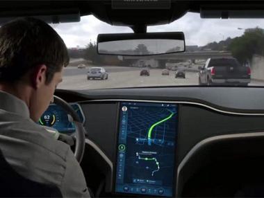 Apple създава автономен автомобил