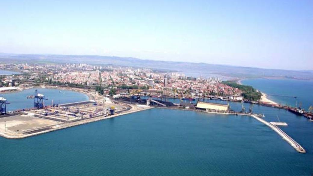 Пристанище Бургас - потенциален круизен порт от дестинацията Черно море